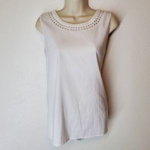 Tahari White Sleeveless Triangle Neck Detail Top